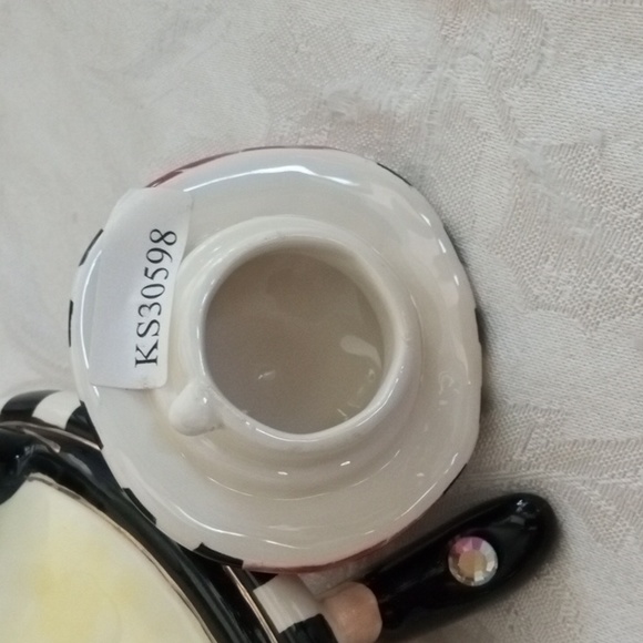 Set Whimsical Aunt Gertie Ceramic Sugar & Creamer SWAK Lynda Corneille New - Picture 9 of 15